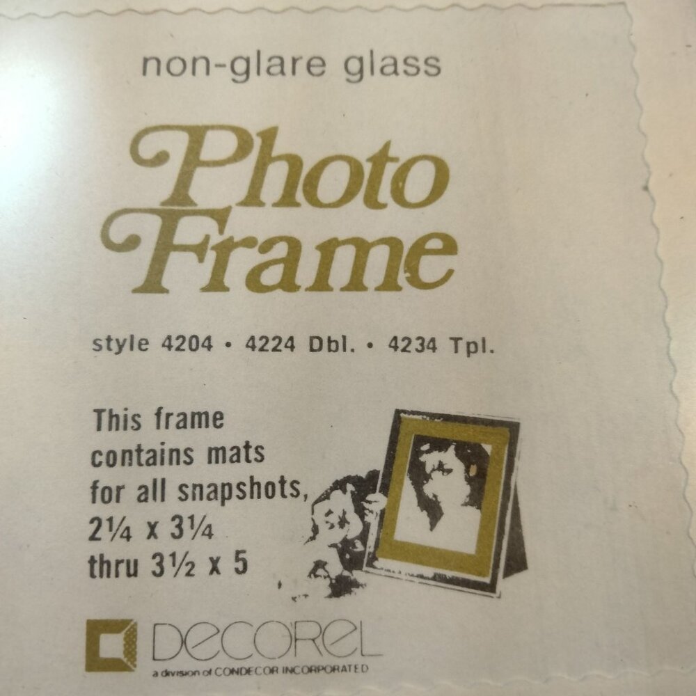 Vintage Decorel Non Glare Glass Photo Frame Gold Tone 2 x3 to 3 x 5 Mat - Picture 3 of 5